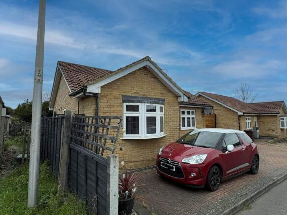 80 Tangmere Close, Gillingham, Kent, ME7 photo 5