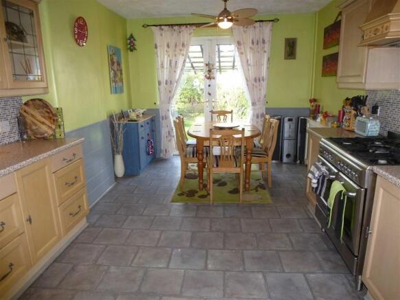 Dining Kitchen