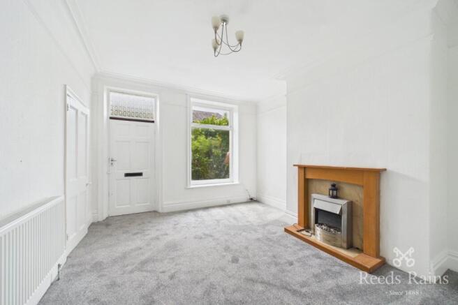 2 bed Terraced to rent Image 4