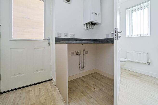 4 bed Detached for sale Image 7