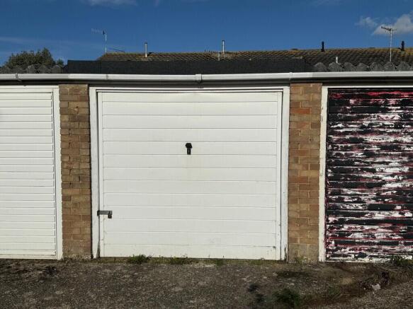 Garage The Cape 5