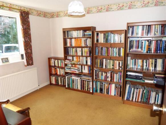 Photo 10