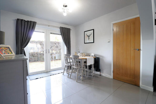 4 bed Detached for sale Image 6