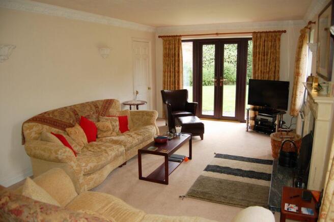 SITTING ROOM