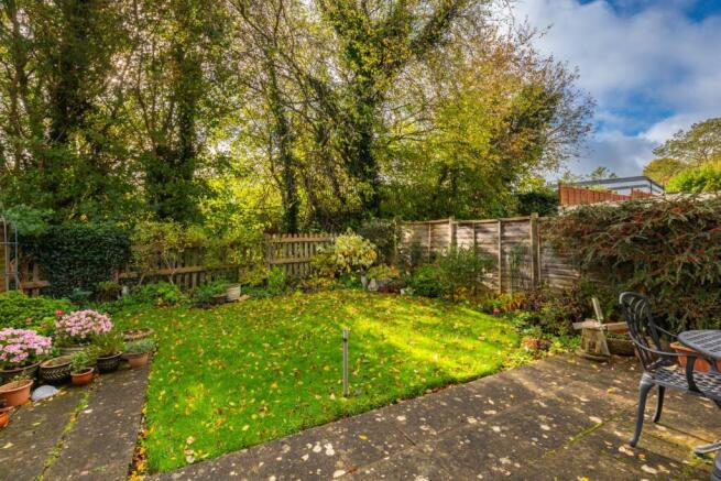 GARDEN-1.jpg