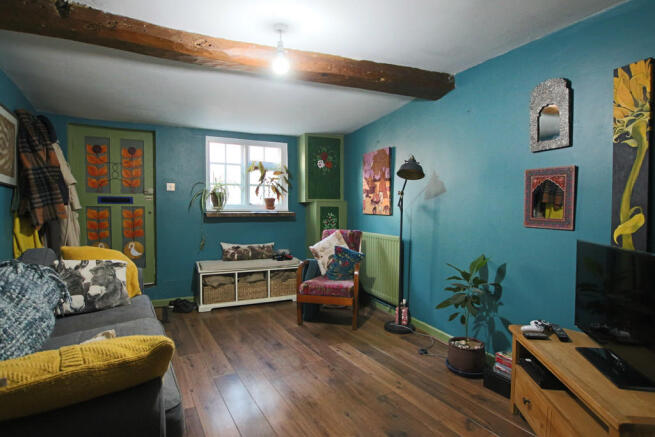 Photo 3