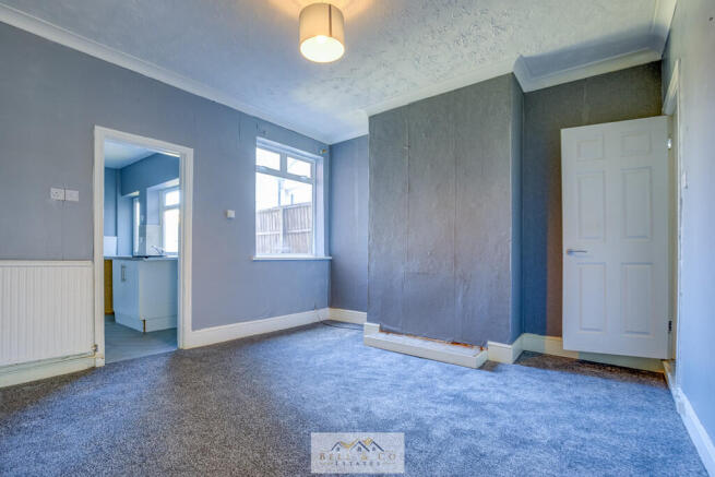 3 bed Terraced for sale Image 9