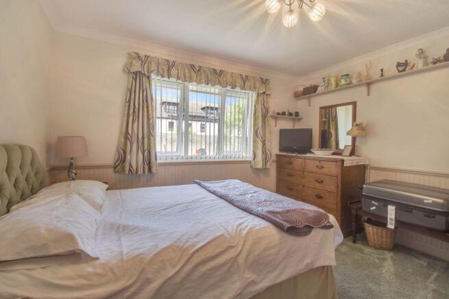 Bedroom 1 (Double)