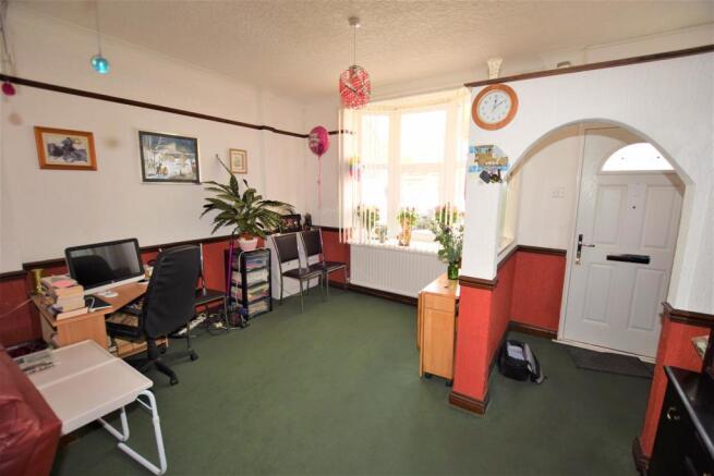 Living/Dining Room