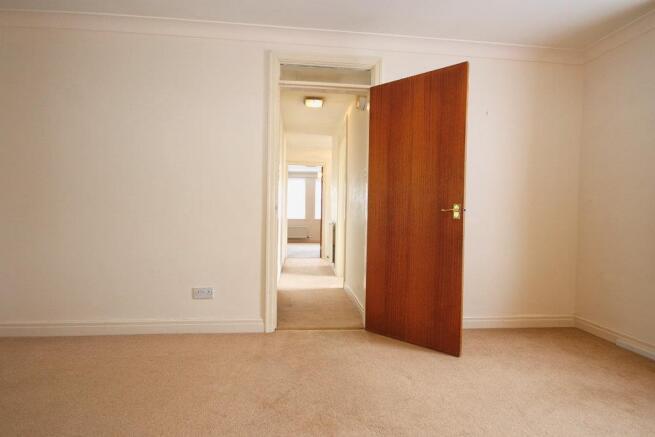 5 Kings Court COTTINGHAM (8)_lzn.jpg