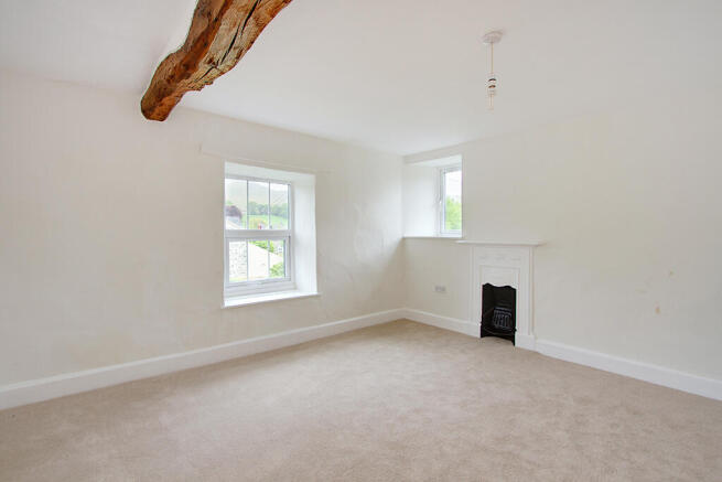 2 bed House for sale Image 5