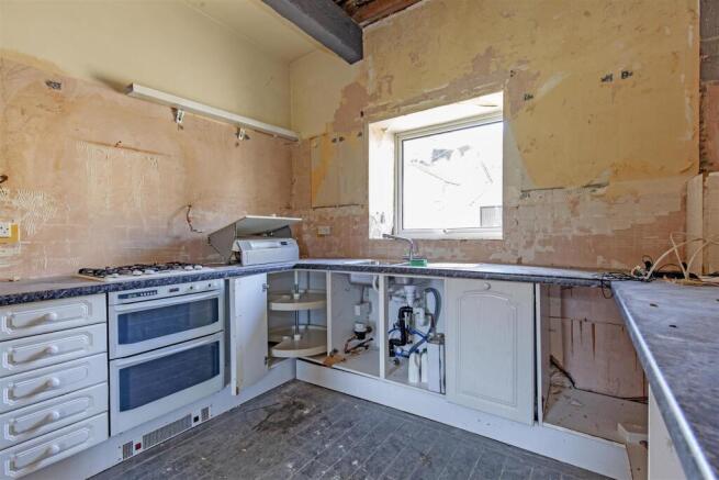 Kitchen-2.jpg