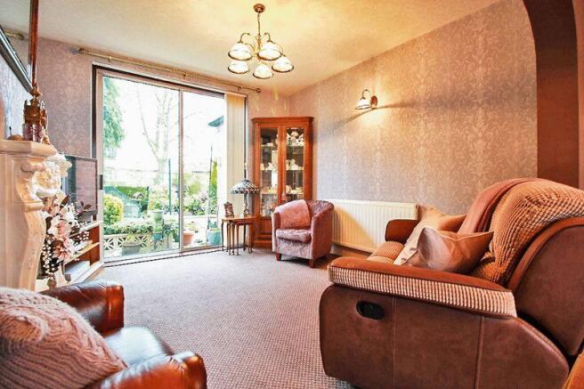 LOUNGE AREA