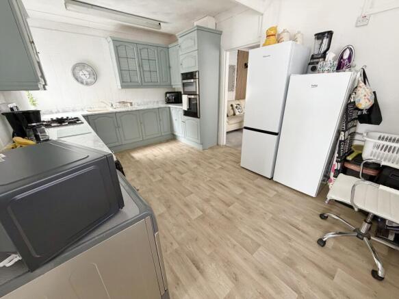 Philip Road, Rainham, Havering photo 4