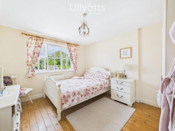 3 bed Semi-Detached for sale Image 7