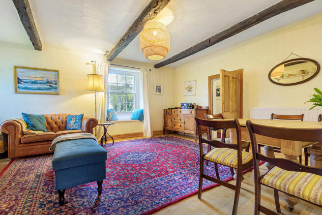 Living / Dining R...