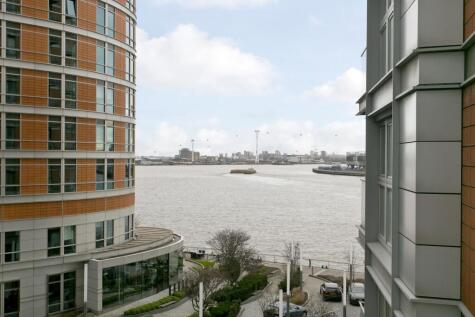 New Providence Wharf, London, E14