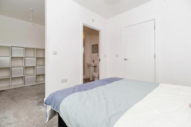 4 bed End of Terrace for sale Image 9
