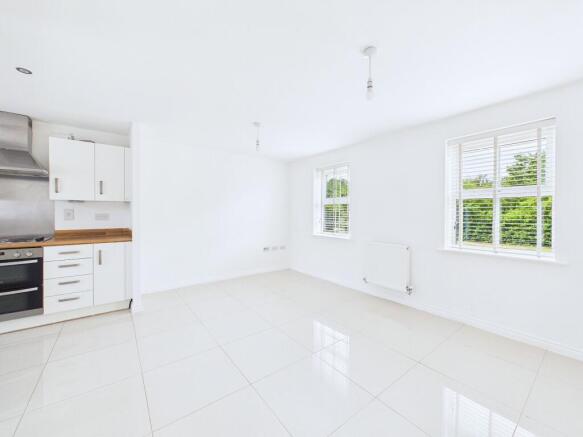 Delphinium Court, Eynesbury, St. Neots photo 4