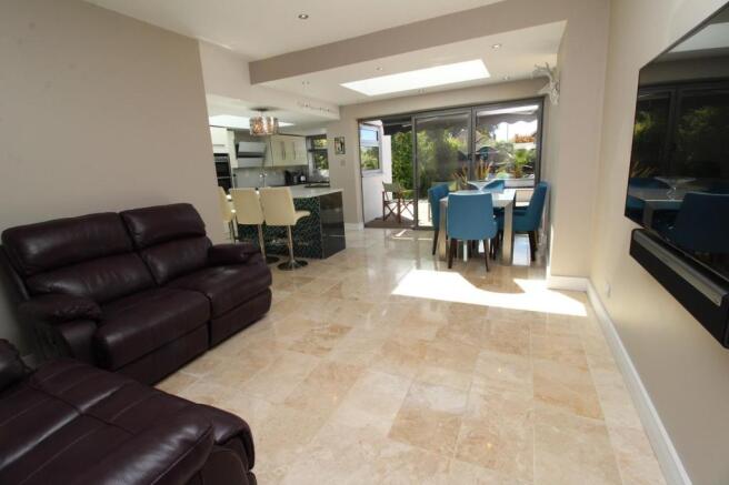 Kitchen/Living/Dinin