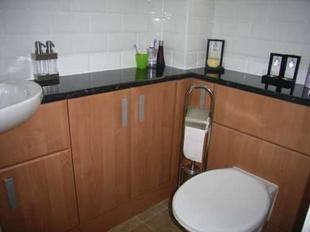 RE-FITTED CLOAKROOM