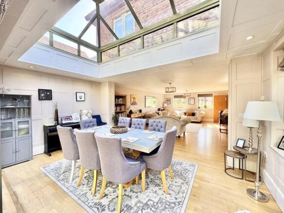 Dining room/sitting room