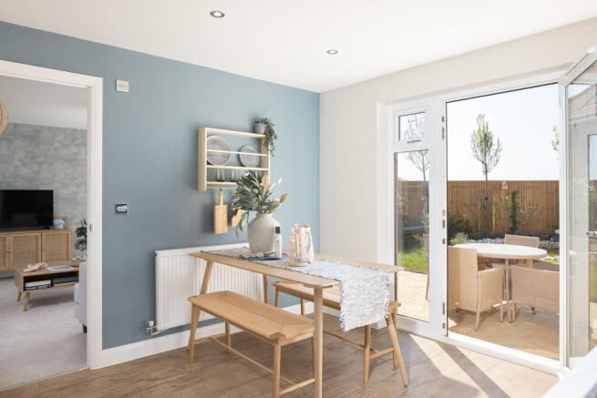 4 bed Semi-Detached for sale Image 4