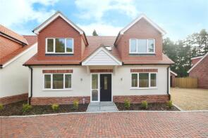 3, Nags Mews, Nags Head Lane, Brentwood CM14 5NJ