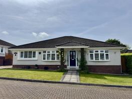 16, Maes Yr Helyg, Llandybie, Ammanford SA18 2SX