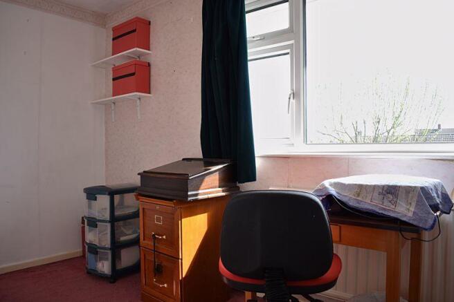Bedroom 5/Study