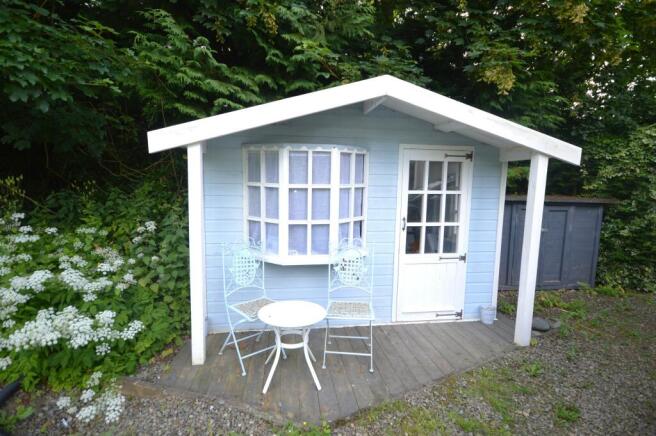 PLAY HOUSE