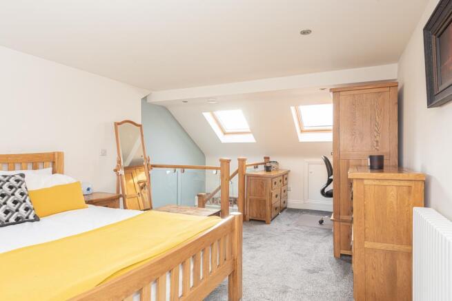 (Rightmove) 10.jpg