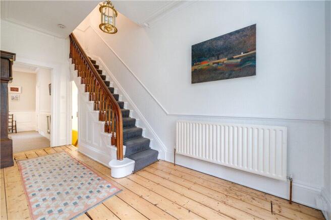4 bed House for sale Image 8