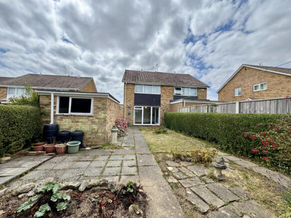 3 bed Semi-Detached for sale Image 11