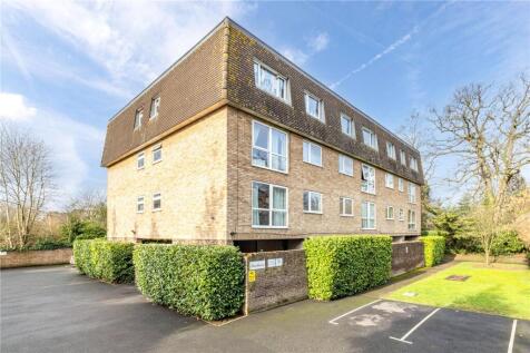 Fairlawns, Addlestone Park, Addlestone, Surrey, KT15