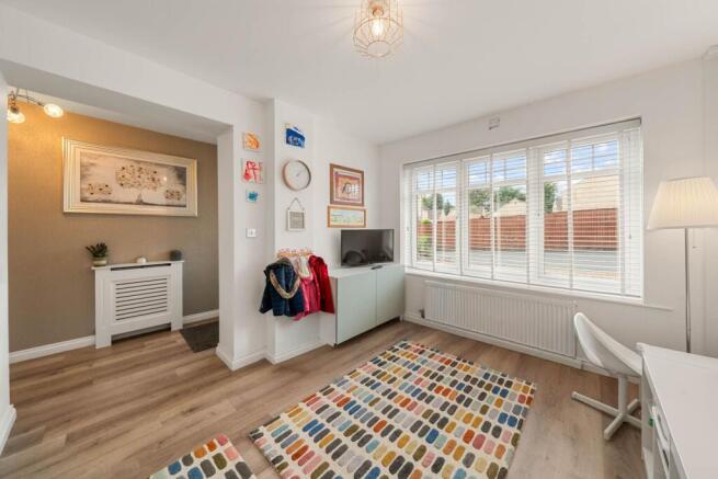 4 bed Detached for sale Image 5