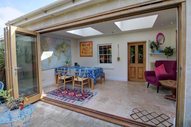 Garden room 4