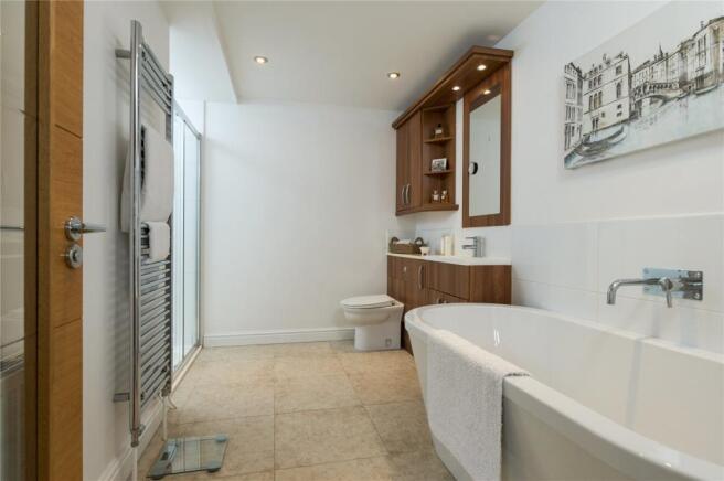 En Suite Bathroom