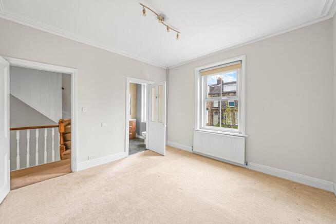 4 bed Terraced for sale Image 12