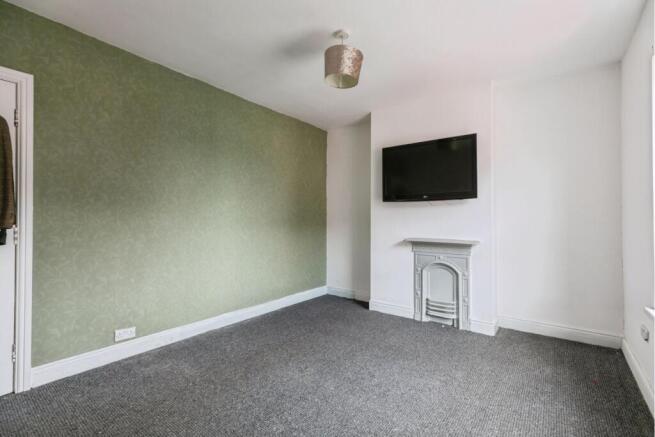 3 bed Terraced for sale Image 9