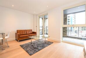Flat 4, 39, Deptford Bridge, London SE8 4HH