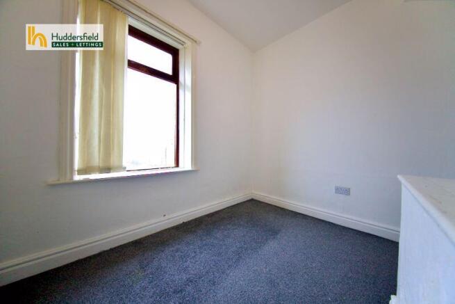 3 bed Terraced to rent Image 8