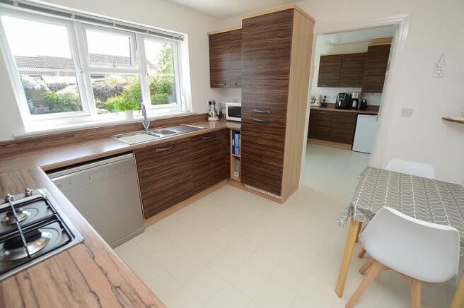 Kitchen/utility