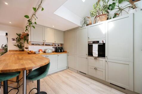 Elm Close Estate, Hayling Island, Hampshire, PO11