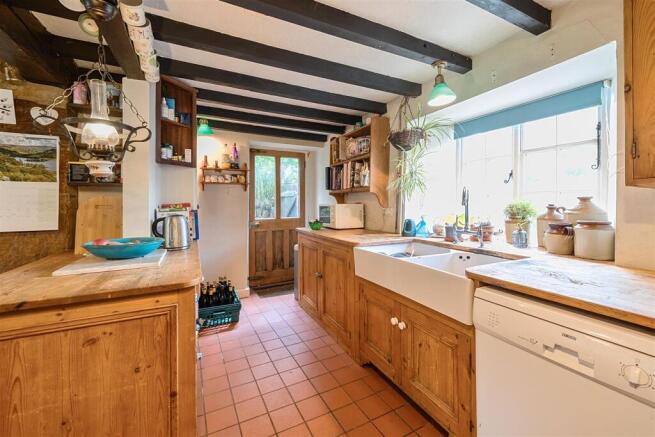 9 High Street, Blisworth