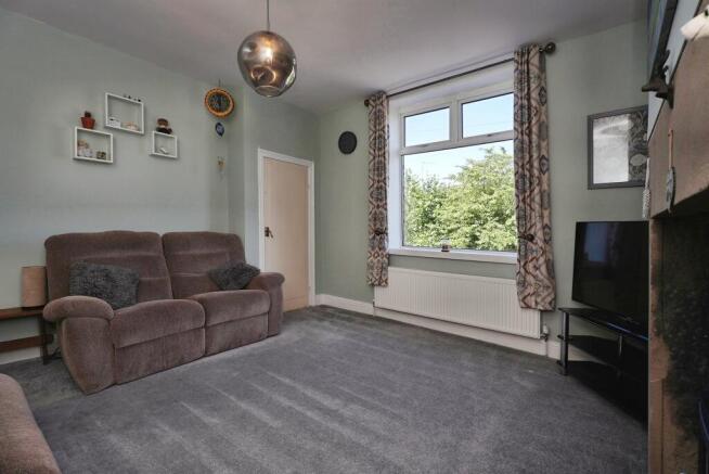 3 bed Semi-Detached for sale Image 7