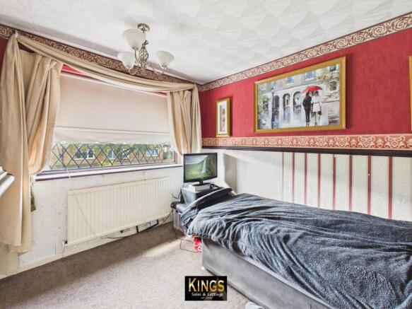 3 bed Semi-Detached for sale Image 7