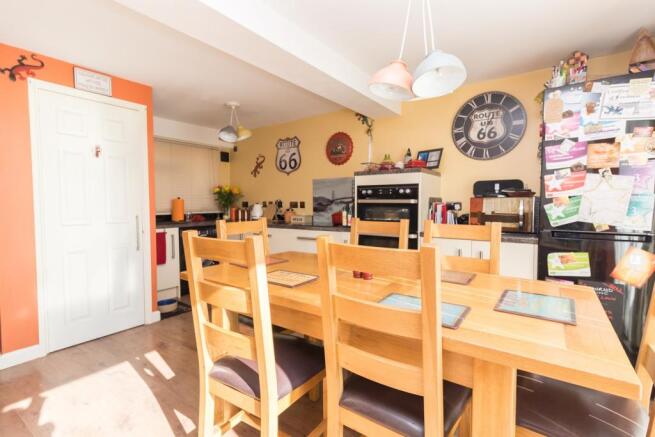 Kitchen / Diner