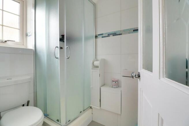 BED-2-ENSUITE.jpg
