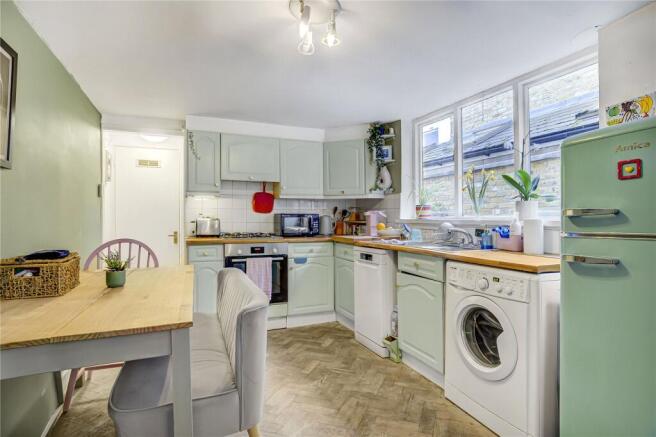 Broughton Road, Fulham, London, SW6 photo 4